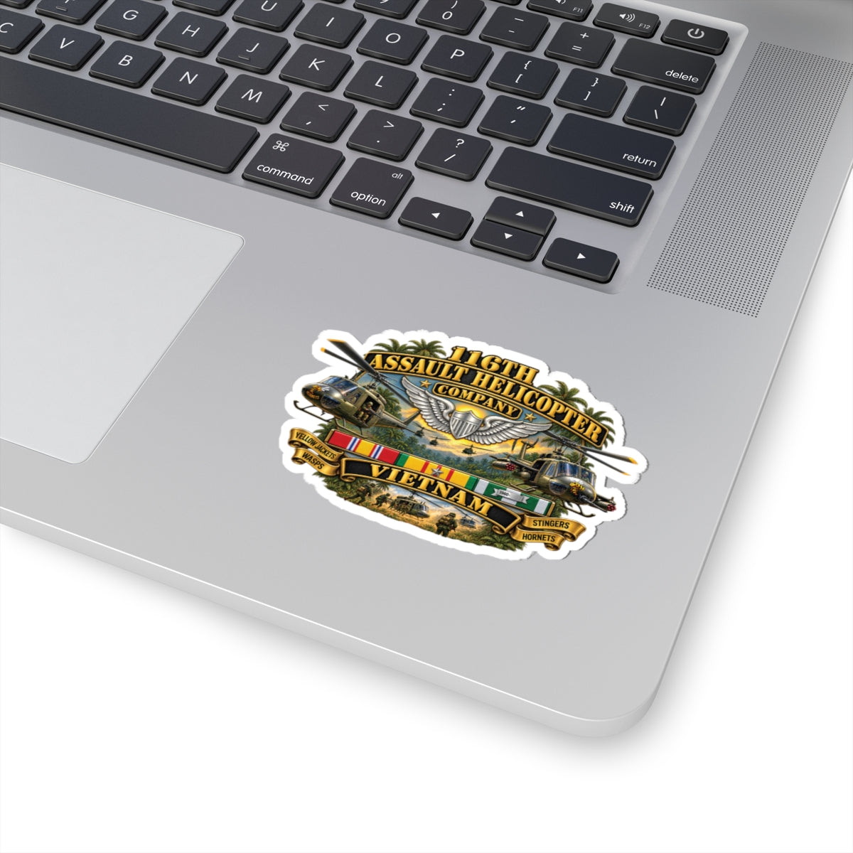 Kiss-Cut Stickers - Army - 116th Assault Helicopter Co w  Aviator Badge w VN SVC - HORNETS - 3D - Enhanced