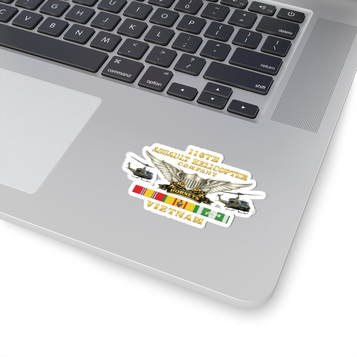 Kiss-Cut Stickers - Army - 116th Assault Helicopter Co w  Aviator Badge w VN SVC - HORNETS - Side X Side - 3D - Enhanced