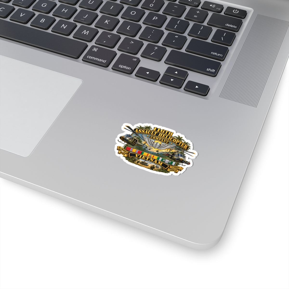 Kiss-Cut Stickers - Army - 116th Assault Helicopter Co w  Aviator Badge w VN SVC - HORNETS - 3D - Enhanced