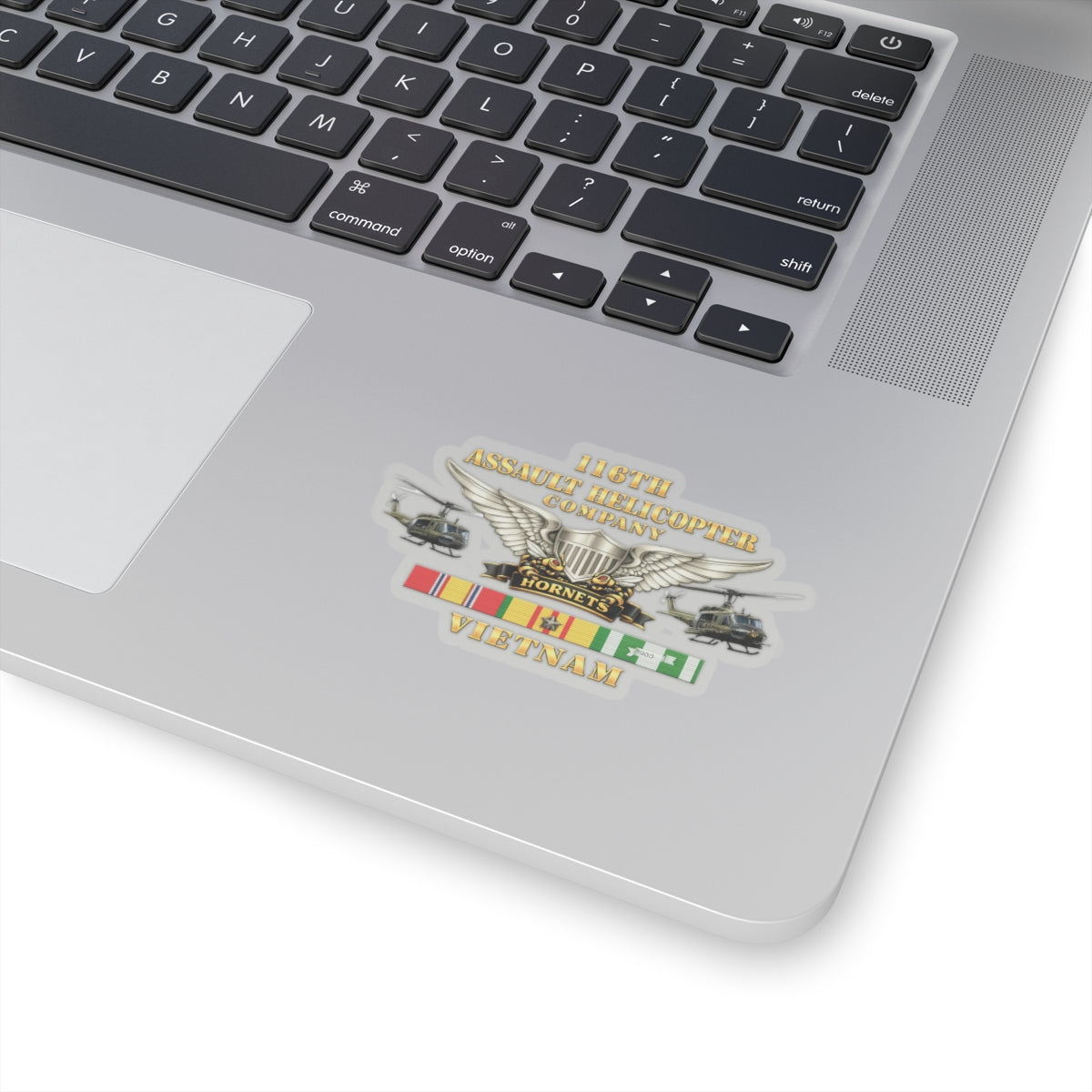 Kiss-Cut Stickers - Army - 116th Assault Helicopter Co w  Aviator Badge w VN SVC - HORNETS - Side X Side - 3D - Enhanced