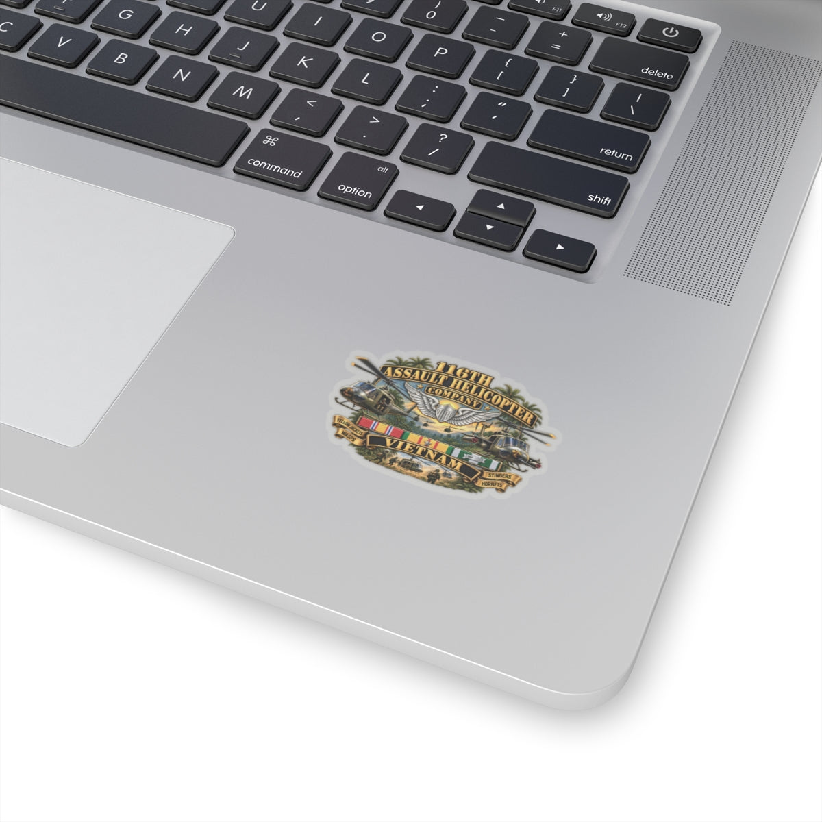 Kiss-Cut Stickers - Army - 116th Assault Helicopter Co w  Aviator Badge w VN SVC - HORNETS - 3D - Enhanced